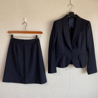 スーツカンパニー(THE SUIT COMPANY)のスーツカンパニー スカートスーツ 上40下38 W64 濃紺 DMW 春夏 OL(スーツ)