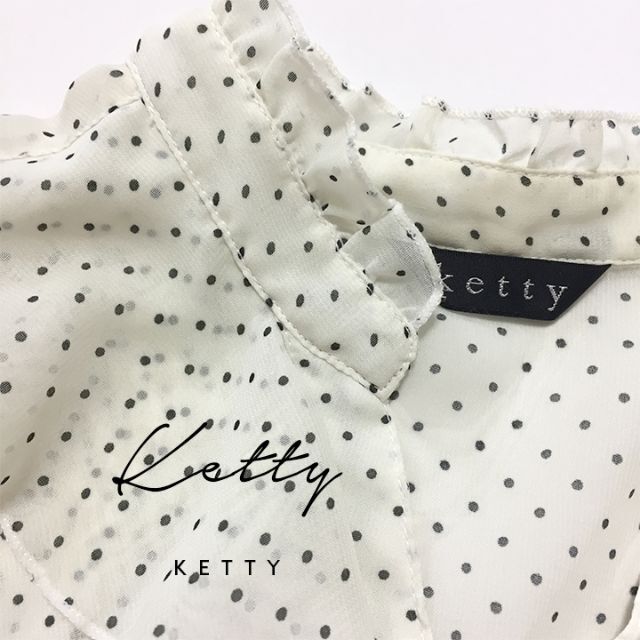 ketty(ケティ)のKetty☆夏物フリル襟Vネック半袖ブラウス レディースのトップス(シャツ/ブラウス(半袖/袖なし))の商品写真