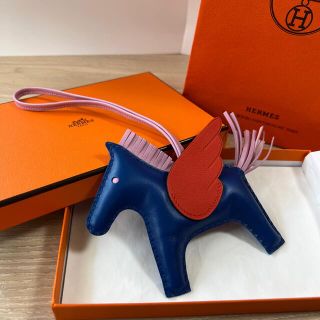エルメス ブルー チャームの通販 300点以上 | Hermesのレディースを ...