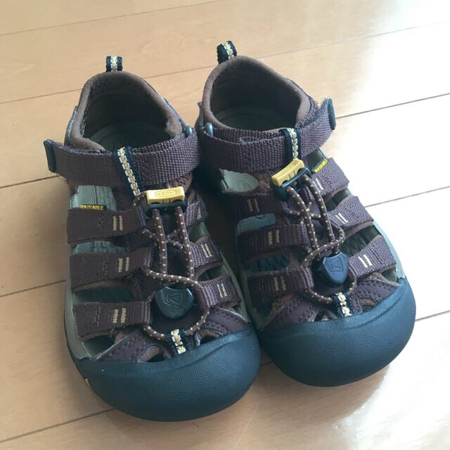 KEEN(キーン)のキーン　サンダル　18cm キッズ/ベビー/マタニティのキッズ靴/シューズ(15cm~)(サンダル)の商品写真