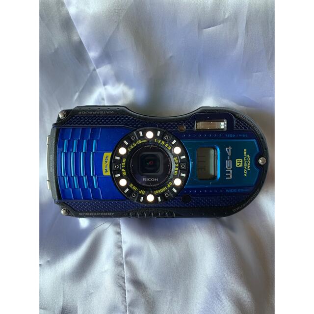 RICOH(リコー)の【美品！】RICOH WG-4 GPS 防水 スマホ/家電/カメラのカメラ(コンパクトデジタルカメラ)の商品写真