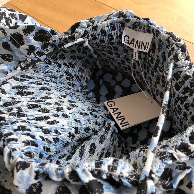 完売品 新品 GANNI ガニー レオパード ロングワンピース ジャガード 完売品 新品 GANNI ガニー レオパード ロングワンピース ジャガード