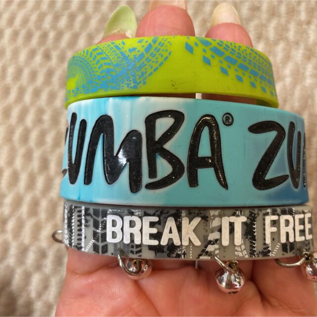 2022年最新入荷 ZUMBA ズンバ ラバー ブレスレット リストバンド