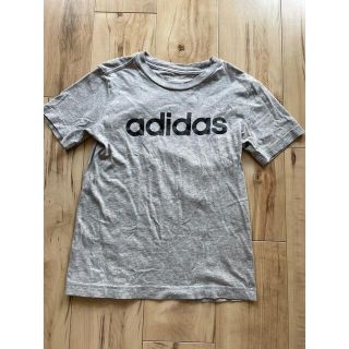 アディダス(adidas)のadidas キッズ　Tシャツ(Tシャツ/カットソー)