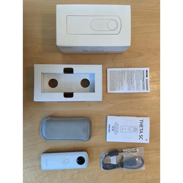 RICOH(リコー)のRICOH THETA SC スマホ/家電/カメラのカメラ(コンパクトデジタルカメラ)の商品写真