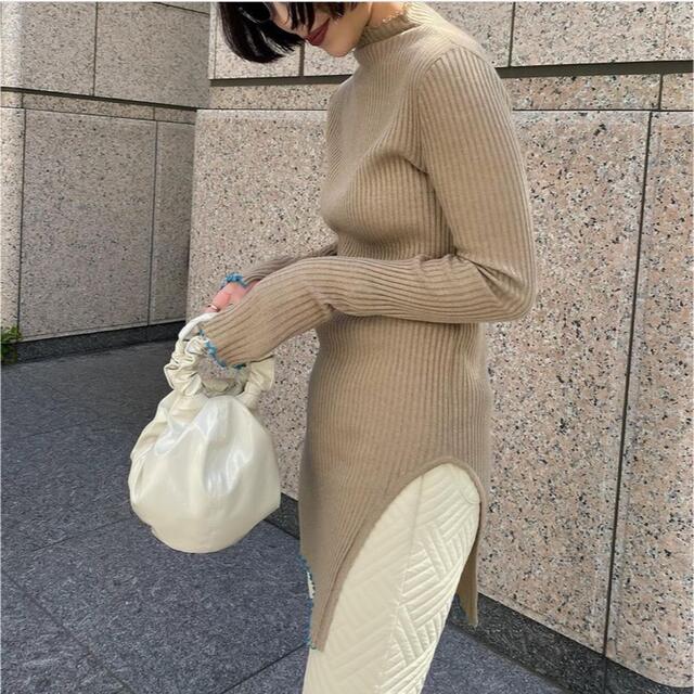 meer.  メーア　Rib Turtle Knit  ベージュ レディースのトップス(ニット/セーター)の商品写真