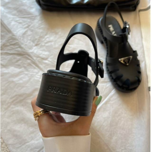 新品完売品☆PRADA プラダ スポーティ フォームラバー サンダル 37