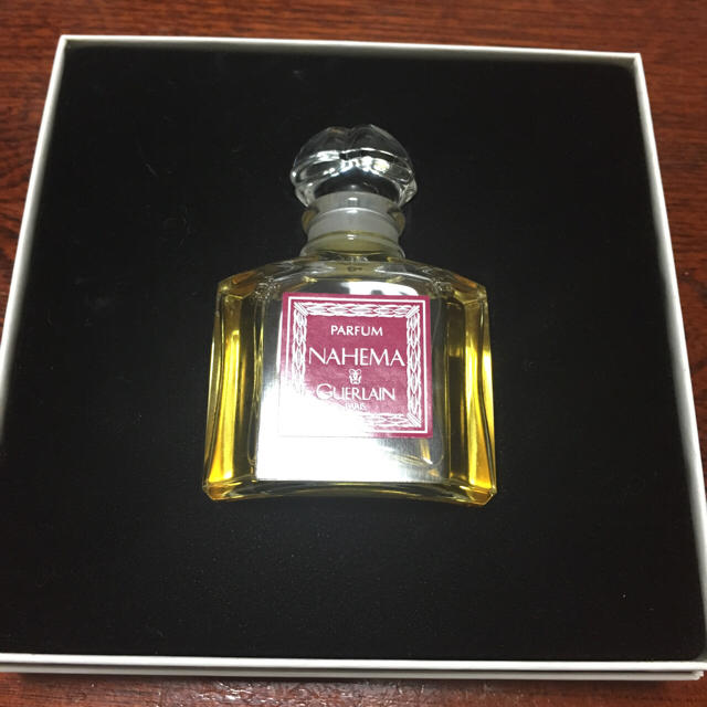 Guerlain の香水✨???? コスメ/美容 香水 hair.su:443