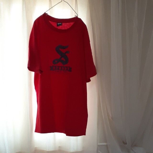 STUSSY(ステューシー)のSTUSSY  tシャツ赤 メンズのトップス(Tシャツ/カットソー(半袖/袖なし))の商品写真