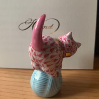 キャット ヤフオク! - ヘレンド(Herend) フィギュリン 玉乗り猫(ミニ