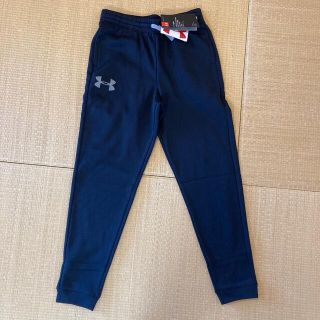 アンダーアーマー(UNDER ARMOUR)のアンダーアーマー　パンツ　黒　裏起毛　150 新品　(パンツ/スパッツ)