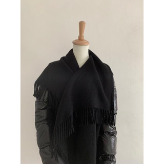 moncler Mantella ケープ　ダウンポンチョ