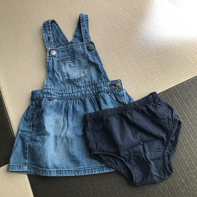 GAP(ギャップ)のGAP デニムジャンパースカート 90 キッズ/ベビー/マタニティのキッズ服女の子用(90cm~)(ワンピース)の商品写真