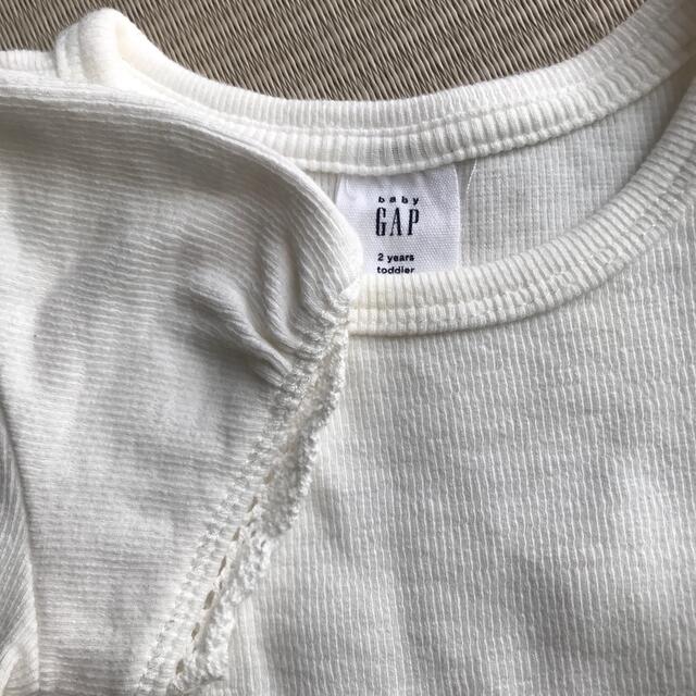 GAP(ギャップ)のTシャツ 95  キッズ/ベビー/マタニティのキッズ服女の子用(90cm~)(Tシャツ/カットソー)の商品写真