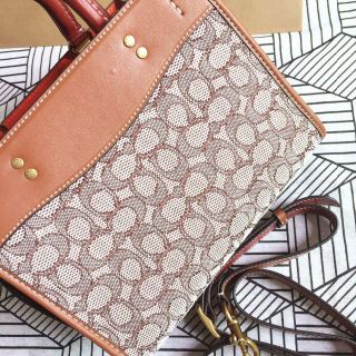 フラワーオブライフ コーチCOACH ショルダーバッグ エンブロイダード