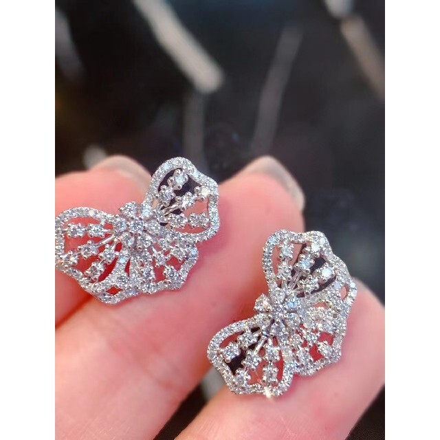 天然ダイヤモンドピアス0.72ct　k18