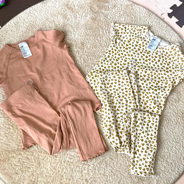 H&M(エイチアンドエム)のH&M キッズセットアップ　2組 キッズ/ベビー/マタニティのキッズ服女の子用(90cm~)(その他)の商品写真