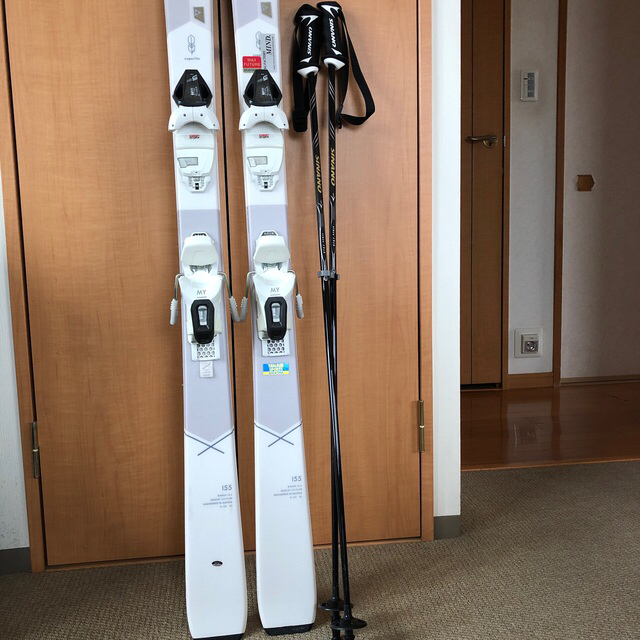 Fisher - 新品✨FISCHERスキー板(白)&ストック&収納袋の通販 by Fisher - 新品✨FISCHERスキー板(白)&ストック&収納袋の通販 by