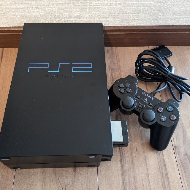 PlayStation2(プレイステーション2)のプレステ2 エンタメ/ホビーのゲームソフト/ゲーム機本体(家庭用ゲーム機本体)の商品写真