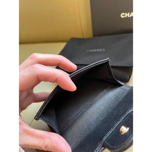 CHANEL(シャネル)のCHANEL 正規品本物　ウォレット　ブラック美品 レディースのファッション小物(財布)の商品写真