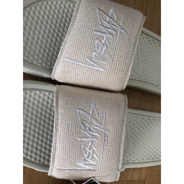 STUSSY - ○NIKE × STUSSY BENASSI FOSSIL STONE サンダルの通販 STUSSY - ○NIKE × STUSSY BENASSI FOSSIL STONE サンダルの通販