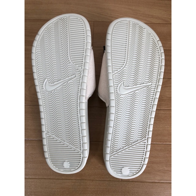STUSSY - ○NIKE × STUSSY BENASSI FOSSIL STONE サンダルの通販 STUSSY - ○NIKE × STUSSY BENASSI FOSSIL STONE サンダルの通販