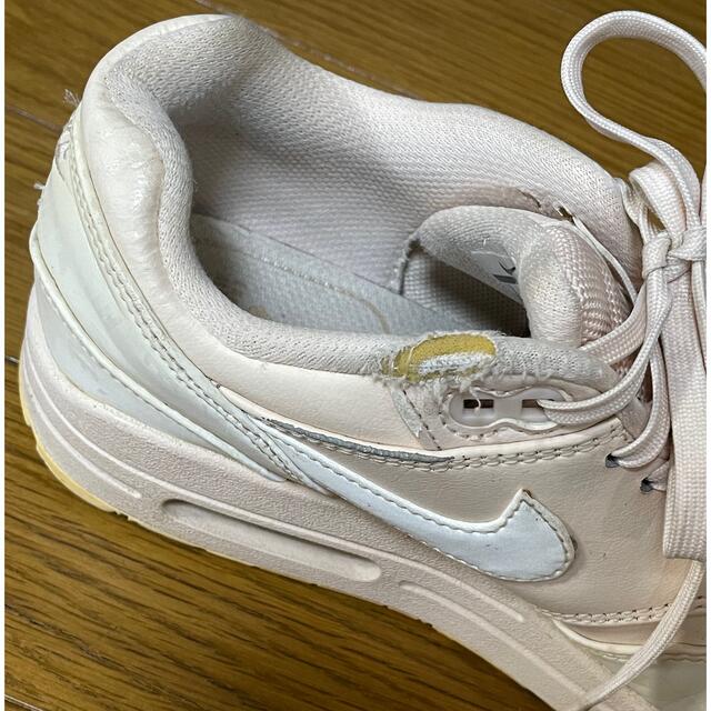 NIKE(ナイキ)のナイキ エア マックス 1 LX  ピンク レディースの靴/シューズ(スニーカー)の商品写真