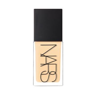 ナーズ(NARS)の【美品】NARS　ライトリフレクティング　ファンデーション  02174(ファンデーション)