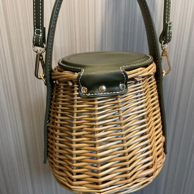 ZARA(ザラ)のZARA ラタンバスケットバッグ レディースのバッグ(かごバッグ/ストローバッグ)の商品写真