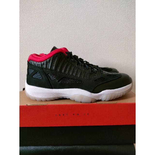 NIKE(ナイキ)の【新品未使用】NIKE AIR JORDAN11 RETRO LOW IE メンズの靴/シューズ(スニーカー)の商品写真