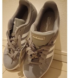 アディダス(adidas)のadidas　新品　スニーカー　26センチ　ユニクロ　GU　NIKE(スニーカー)