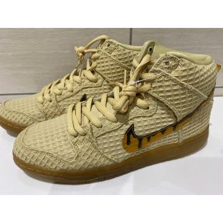 ナイキ(NIKE)のNIKE DUNK HI PREMIUM SB CHICKEN WAFFLES(スニーカー)