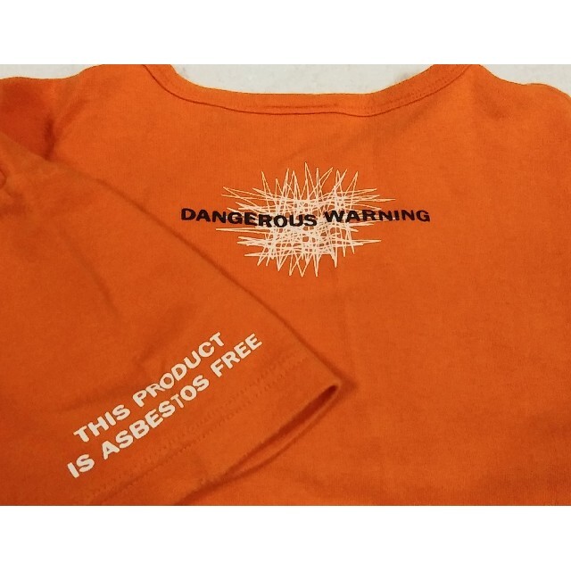 Tシャツ　オレンジ　プリント　アクセント レディースのトップス(Tシャツ(半袖/袖なし))の商品写真