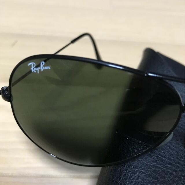 Ray-Ban(レイバン)のRayBan レイバン　サングラス　ケース付　ティアドロップ メンズのファッション小物(サングラス/メガネ)の商品写真