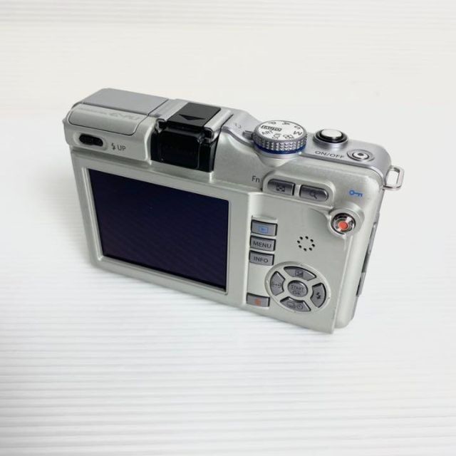 OLYMPUS(オリンパス)の【極美品】OLYMPUS PEN オリンパス デジタルカメラ E-PL1 スマホ/家電/カメラのカメラ(デジタル一眼)の商品写真