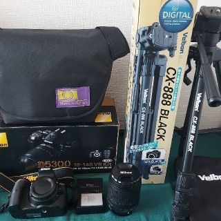 ニコン(Nikon)のNikon デジタル一眼レフカメラ D5300 18-140VR レンズキット(デジタル一眼)