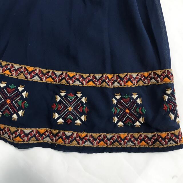 ZARA - ZARA シフォン 刺繍 エンブロイダリー フレア ノースリーブ ブラウス Mの通販 by ろびんまま☆おまとめ割引あり|ザラならラクマ