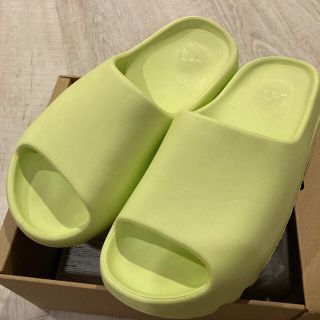 adidas - YEEZY SLIDE イージースライド グロウグリーンの通販 by し