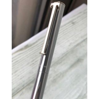 Tiffany & Co. - 値下げ中 ティファニーTクリップボールペンの通販 by