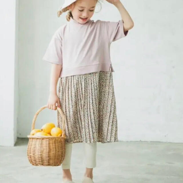 petit main(プティマイン)の新品　ワンピース　90 ペアマノン　プリーツ　フラワー　ZARA 　ピンク キッズ/ベビー/マタニティのキッズ服女の子用(90cm~)(ワンピース)の商品写真