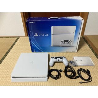 ソニー(SONY)のプレステ4本体　ホワイト 500GB (家庭用ゲーム機本体)