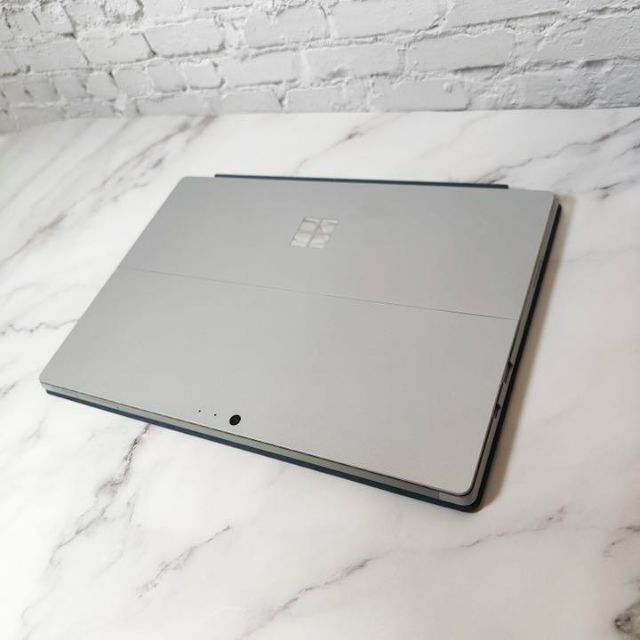 Microsoft(マイクロソフト)のSurface Pro FJZ-00023 美品 ノートパソコン キーボード付き スマホ/家電/カメラのPC/タブレット(ノートPC)の商品写真