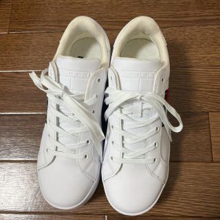 トミー(TOMMY)の【美品】tommy スニーカー(スニーカー)