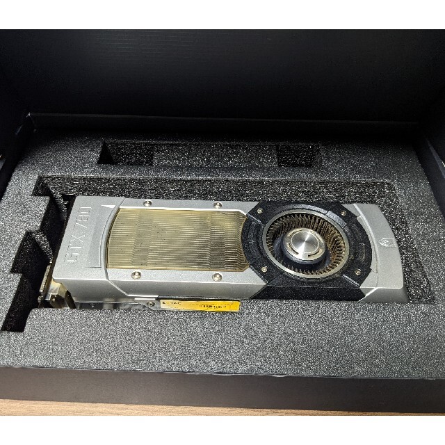 ZOTAC GeForce GTX780 3GB DDR5 384bit 中古 スマホ/家電/カメラのPC/タブレット(PCパーツ)の商品写真