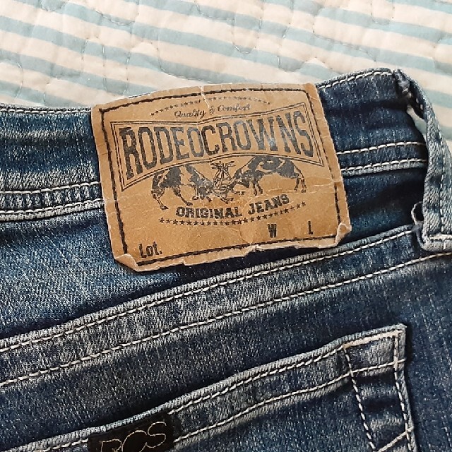 RODEO CROWNS(ロデオクラウンズ)のﾛﾃﾞｵｸﾗｳﾝｽﾞ　ジーパン レディースのパンツ(デニム/ジーンズ)の商品写真