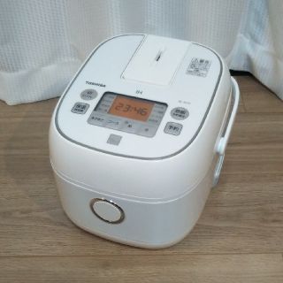 東芝 - 東芝 TOSHIBA IHジャー炊飯器 3合炊き RC-5E7Xの通販 by めがね ...