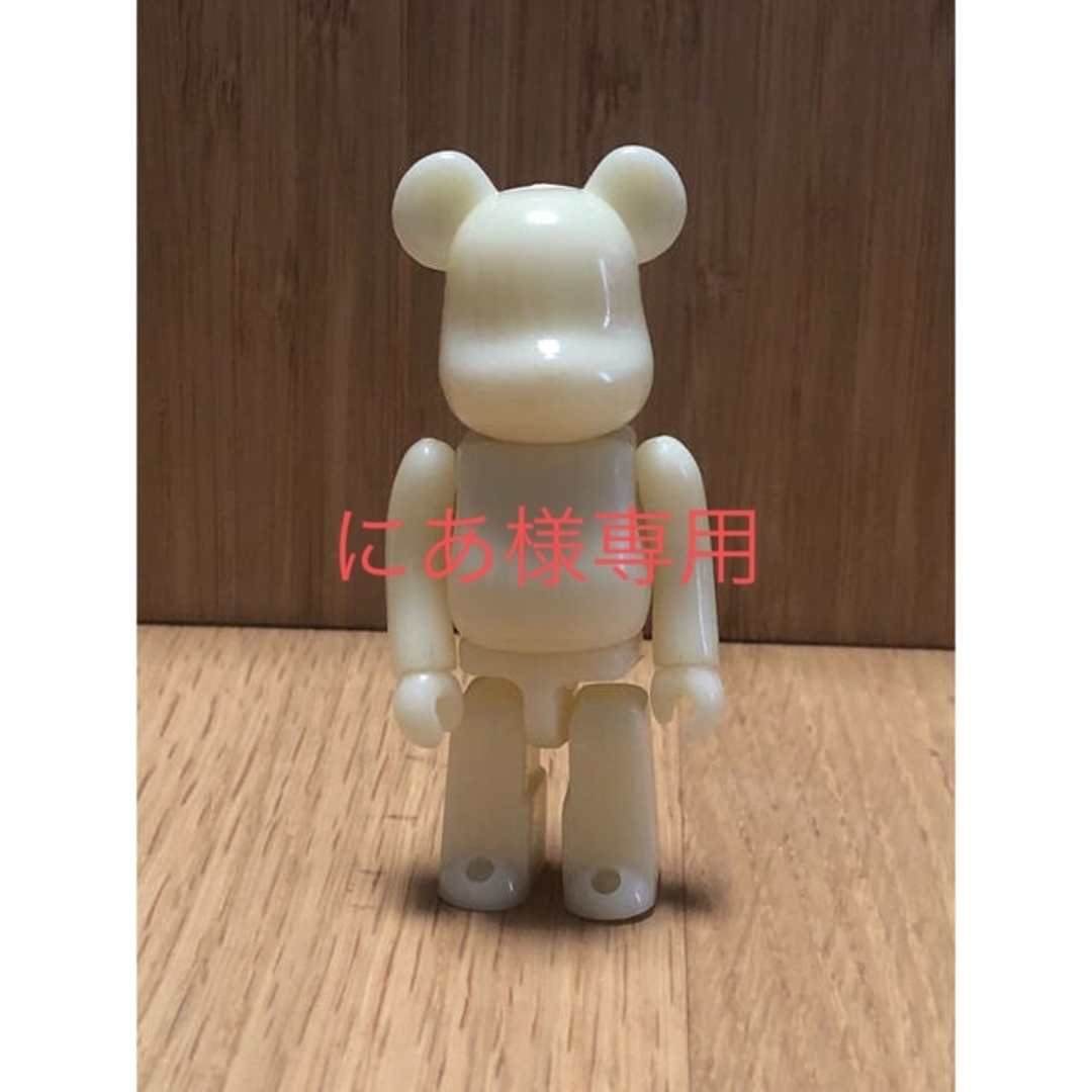 BE@RBRICK - ベアブリック コムデギャルソン 蓄光100%の通販 by