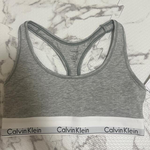 Calvin Klein(カルバンクライン)のカルバンクライン  ブラトップ スポーツ/アウトドアのトレーニング/エクササイズ(ヨガ)の商品写真