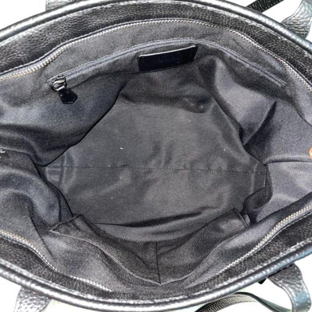 COACH(コーチ)の【未使用級】コーチ　トートバッグ　ヴァンダル　ガミーベア　レザー　ブラック レディースのバッグ(トートバッグ)の商品写真