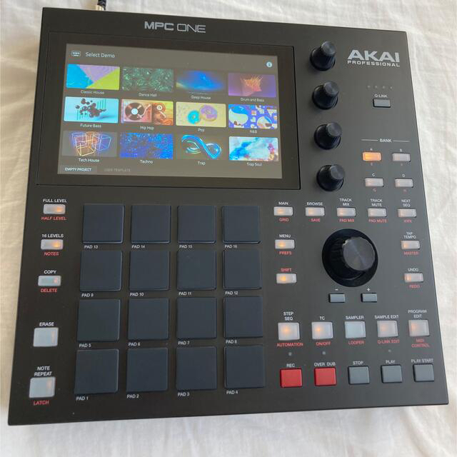 AKAI MPC ONE 動作確認済み美品よろしくお願いします